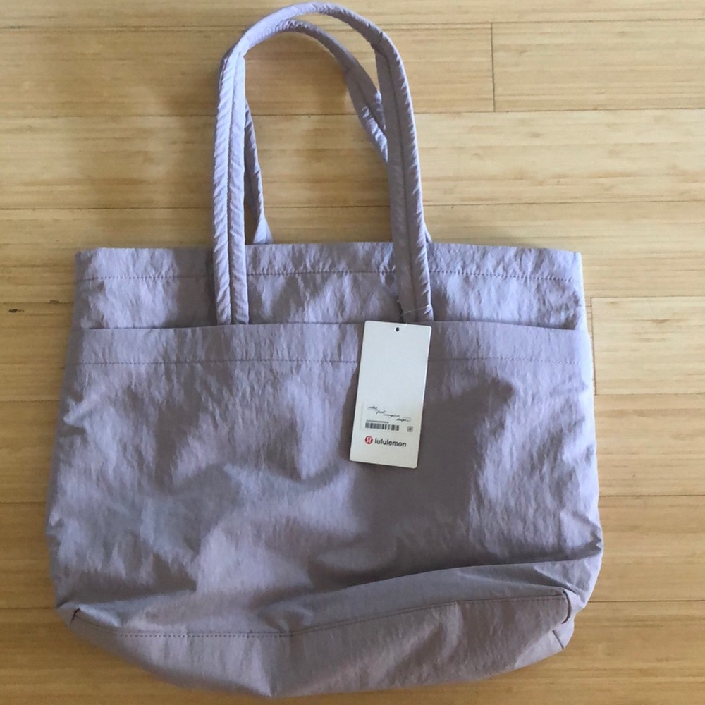 Brand new taupe lululemon overnight laptop bag